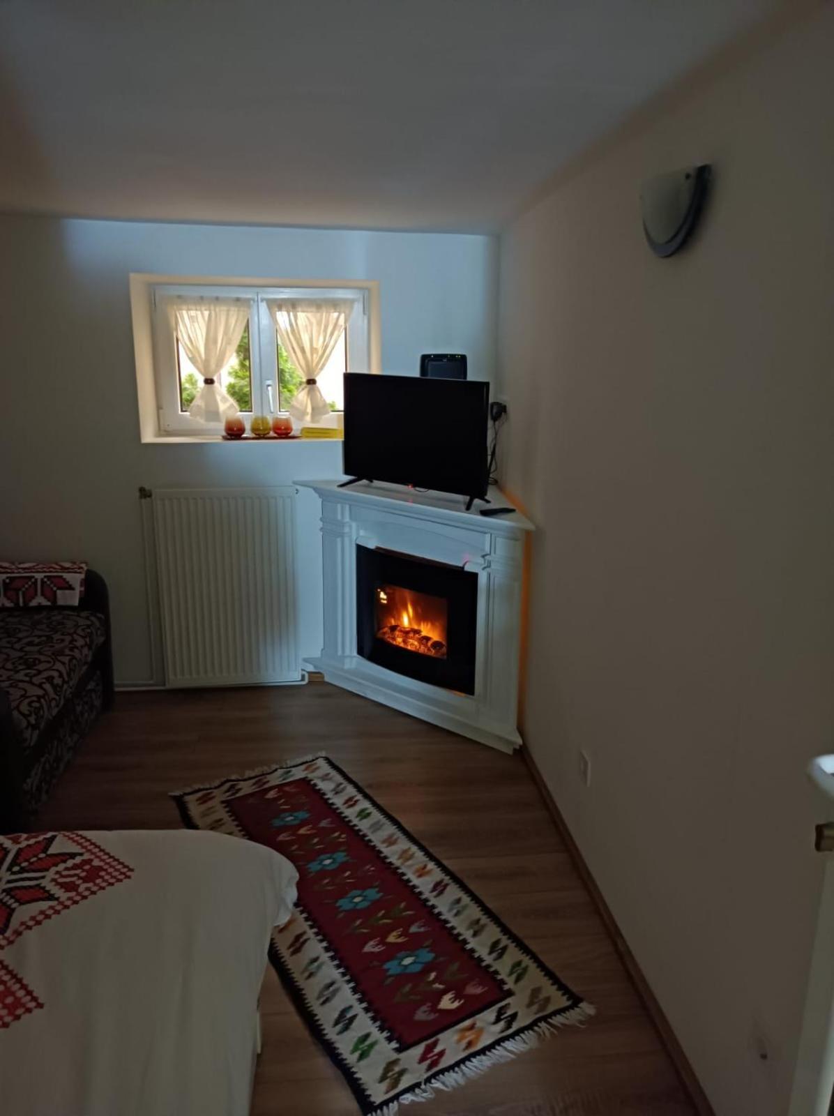 Republicii Rustic Apartament In Brasov City Center Exterior photo