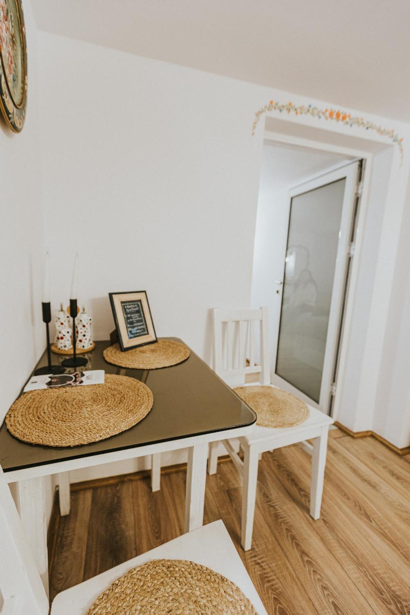 Republicii Rustic Apartament In Brasov City Center Exterior photo