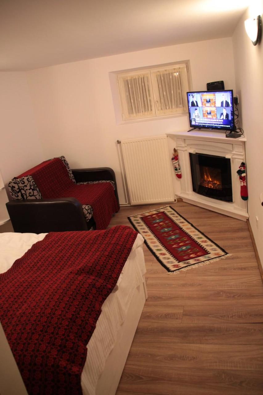Republicii Rustic Apartament In Brasov City Center Exterior photo